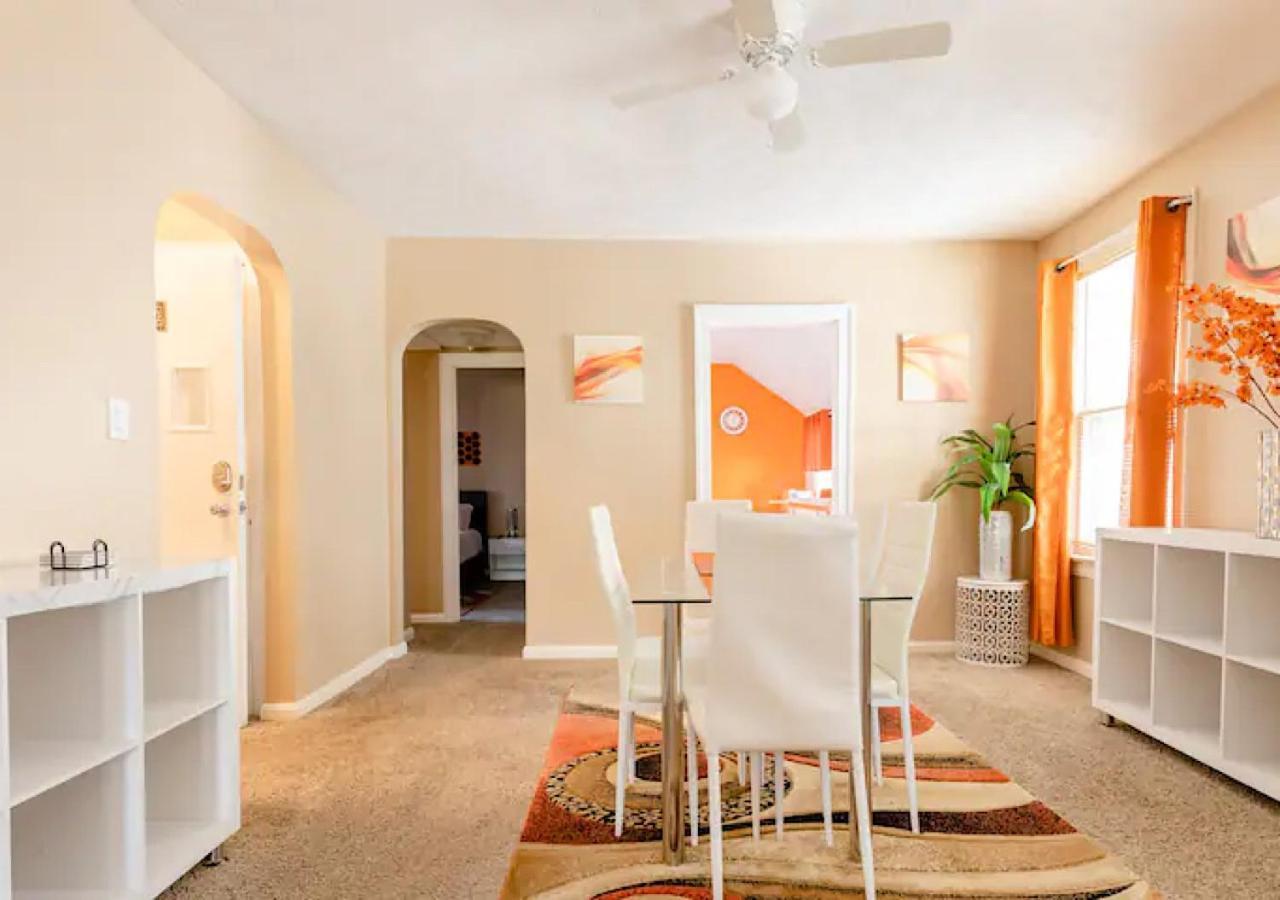 La Naranja Retreat - Cozy Duplex Near Downtown With Parking, 300 Mb Wifi & Self Check In Villa Cleveland Esterno foto
